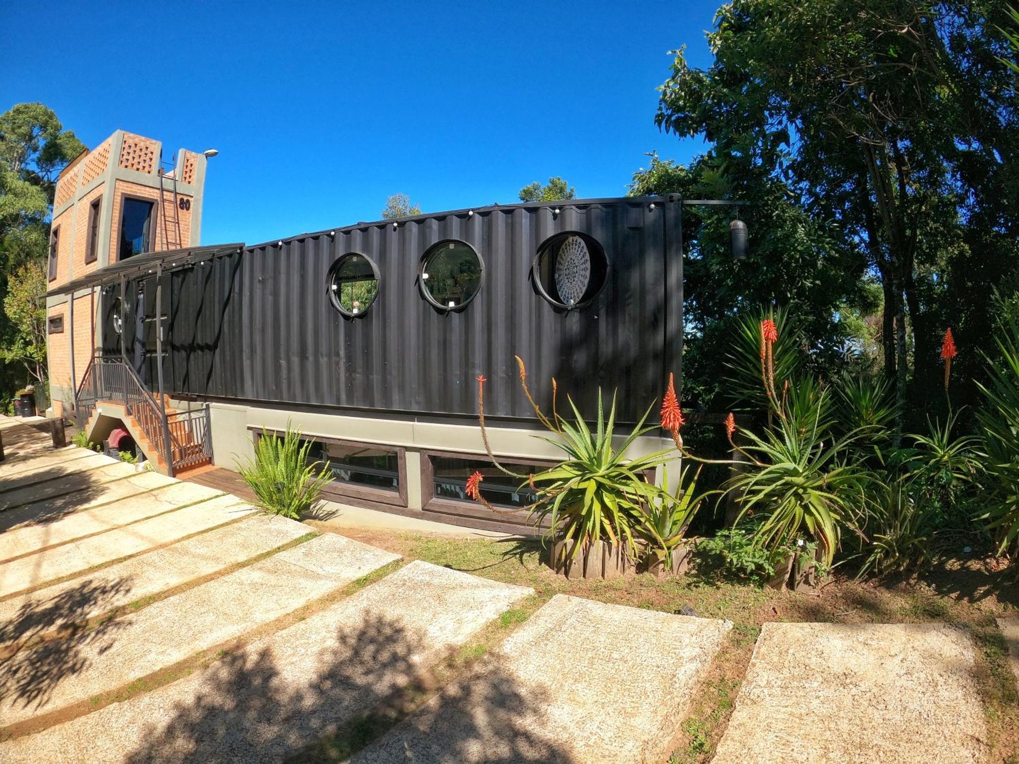 Отель Casa Container 80 Кампус-ду-Жордау Экстерьер фото