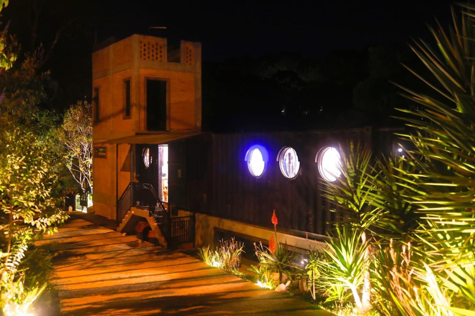 Отель Casa Container 80 Кампус-ду-Жордау Экстерьер фото