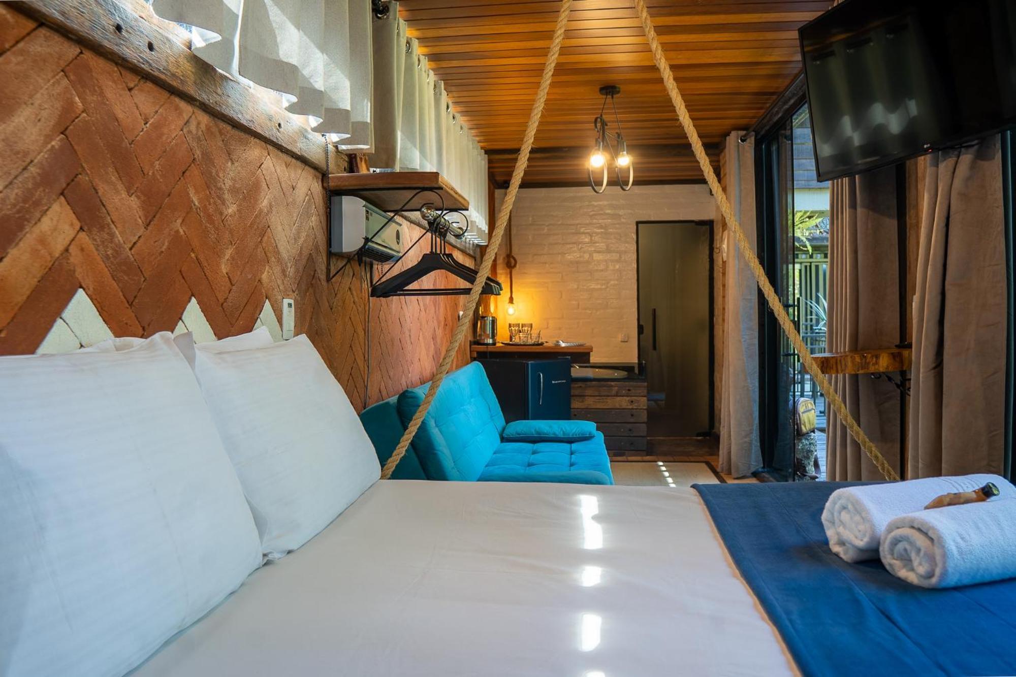 Отель Casa Container 80 Кампус-ду-Жордау Номер фото