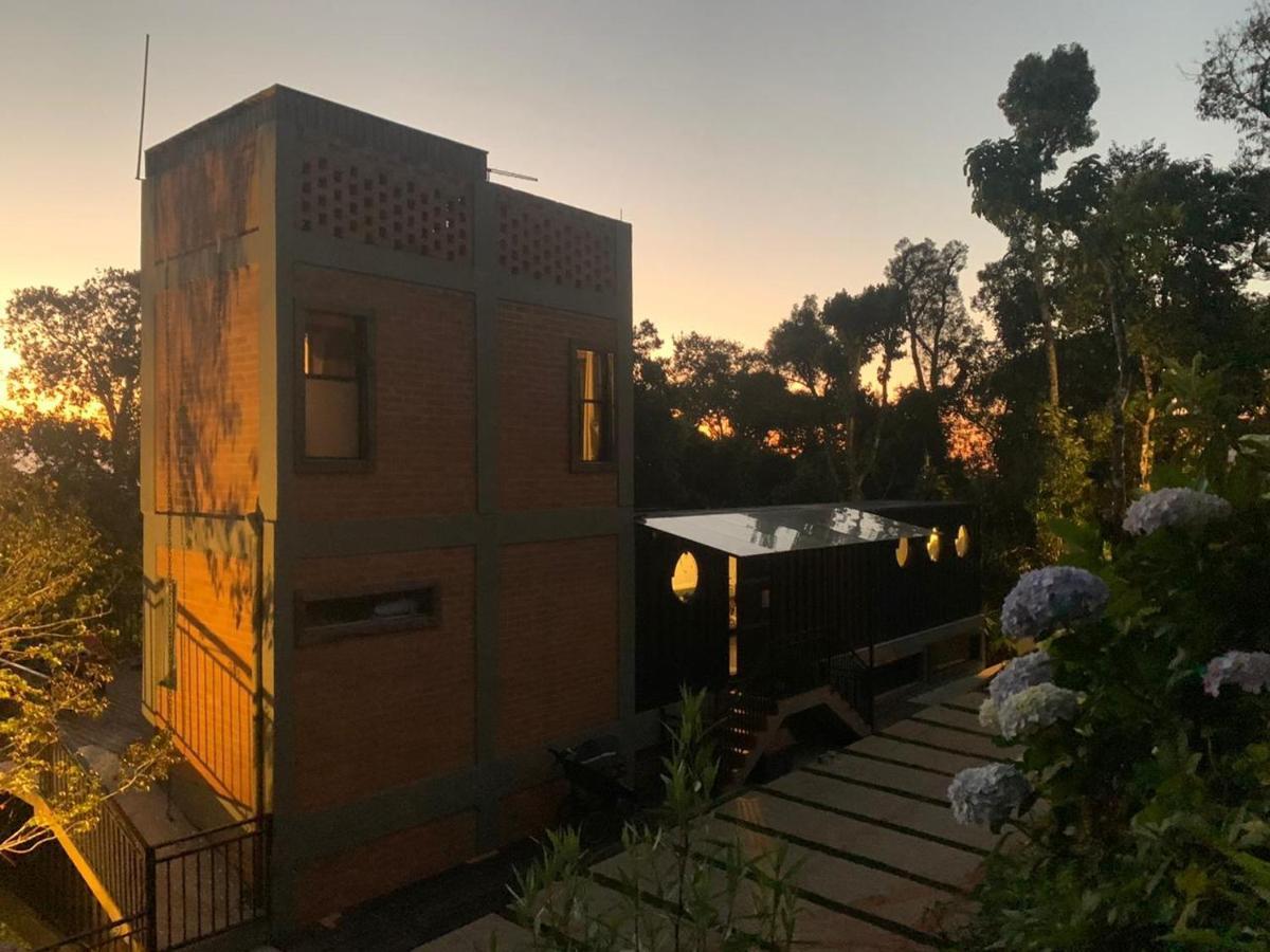 Отель Casa Container 80 Кампус-ду-Жордау Экстерьер фото